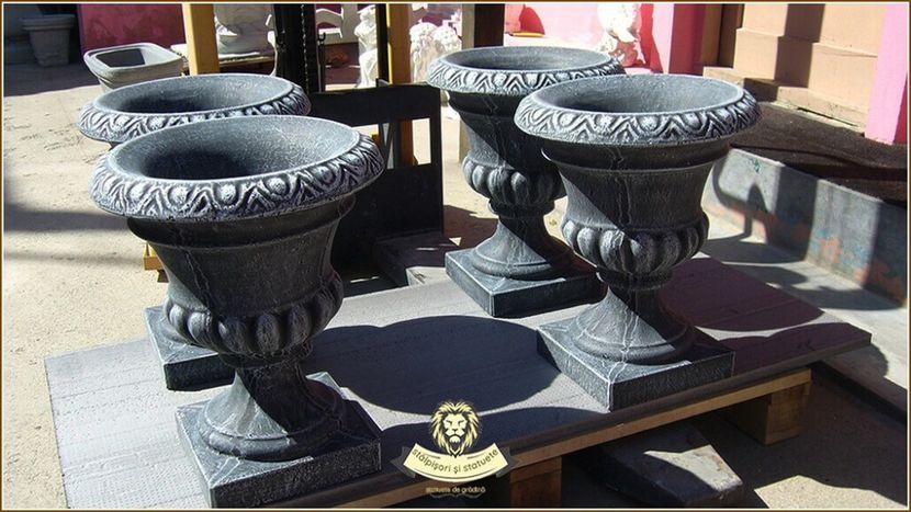 Image00254 - Decorațiuni de grădină din beton aditivat