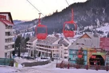 BORSA MARAMURES TRANSILVANIA ROMANIA -ski-club-rock-club - CAMERE GRATIS - PENTRU STUDENTII DIN BASARABIA SI BUCOVINA - cu gradina de vara