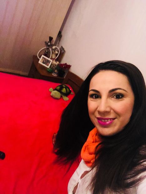 52973423-B6BD-44BC-8602-2F5C0F43E800 - Cristina