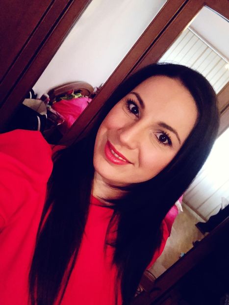 5F88A5B5-6CD6-4340-9C00-38C80D110FDC - Cristina