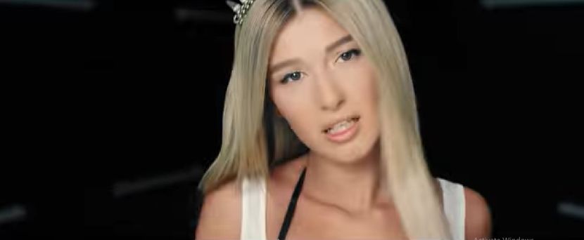 bandicam 2019-03-05 19-53-15-060 - A - Love Lover