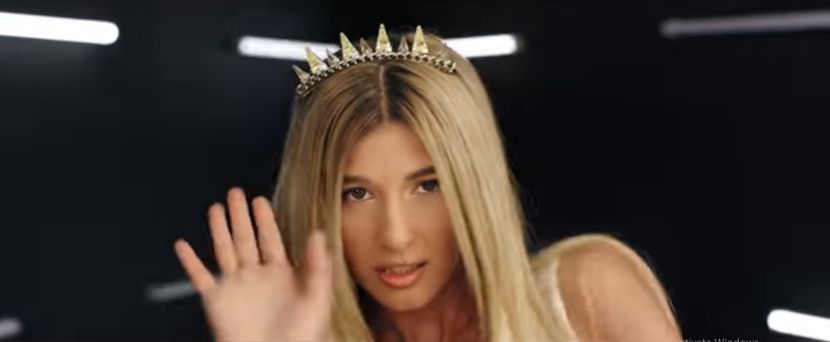 bandicam 2019-03-05 19-53-54-316 - A - Love Lover