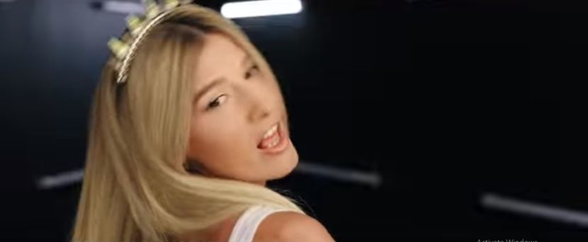 bandicam 2019-03-05 19-54-00-558 - A - Love Lover