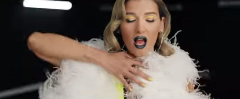 bandicam 2019-03-05 19-54-23-428 - A - Love Lover