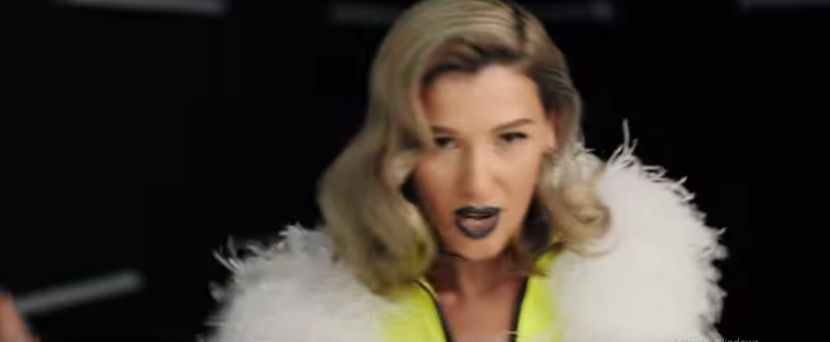 bandicam 2019-03-05 19-54-29-033 - A - Love Lover