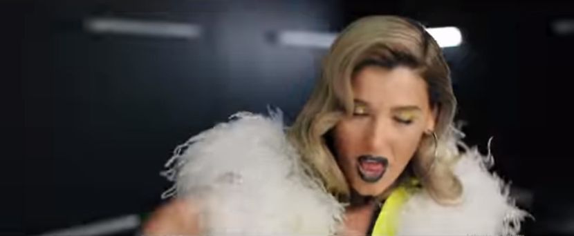 bandicam 2019-03-05 19-54-29-937 - A - Love Lover