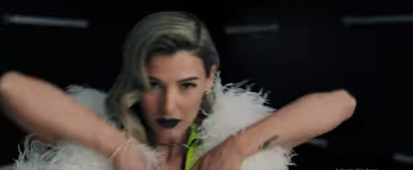 bandicam 2019-03-05 19-54-32-351 - A - Love Lover