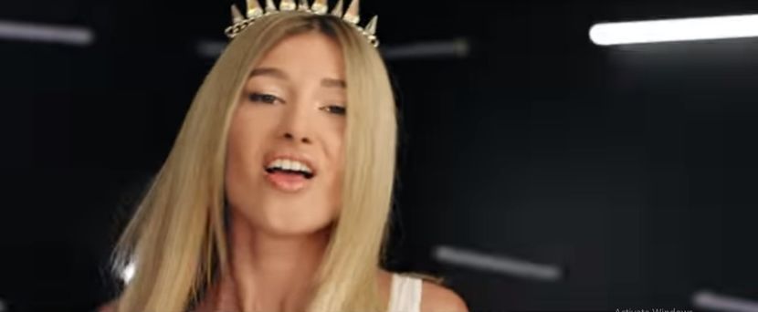 bandicam 2019-03-05 19-54-54-487 - A - Love Lover