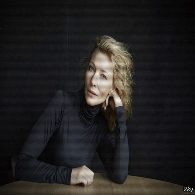 ▬ ❝Bun.❞ Cand se opreste din dans si fiind in bratele lui, il saruta pe obraz - SO1xE06 To the moon and back