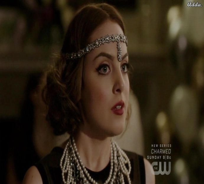 》*îi răspunde la sărut și scoate niște vorbe pe care ea nu le mai scosese înainte, se mira + - SO1xE06 To the moon and back