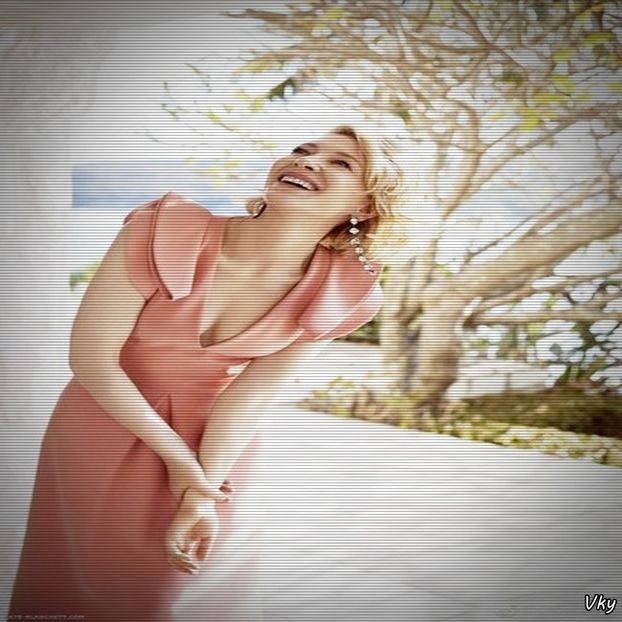 ▬ ❝Nu esti singurul care are nevoie de ceva de baut.❞ Surade si merge cu el - SO1xE06 To the moon and back