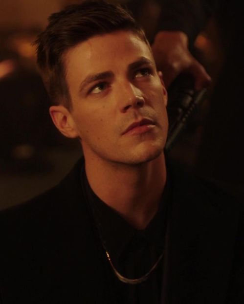 ⤑ᵖᶤᶰᵏĿЄ♏ØИÂÐЄ ┊ hmm# se gandeste putin; tu i-ati blonda si eu imi i-au blondu..(clicl - SO1xE07 I said I catch u if u fall