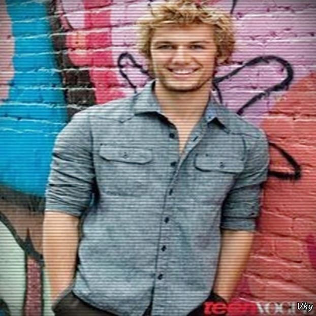 ▬ ❝Cand nu ai ochelarii la tine.❞ O spune prin sarut.=)))))) - SO1xE07 I said I catch u if u fall