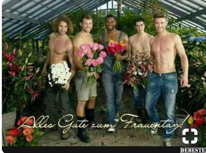 - 1 si 8 Martie LA MULTI ANI