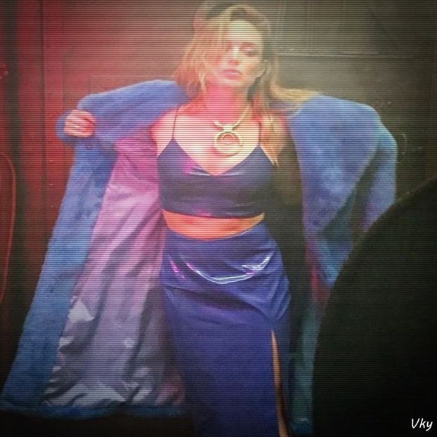 ▬ ❝Daca stiam de la inceput, te puneam sa folosesti doar limba.❞ O pufneste rasul si isi aseaza - SO1xE07 I said I catch u if u fall