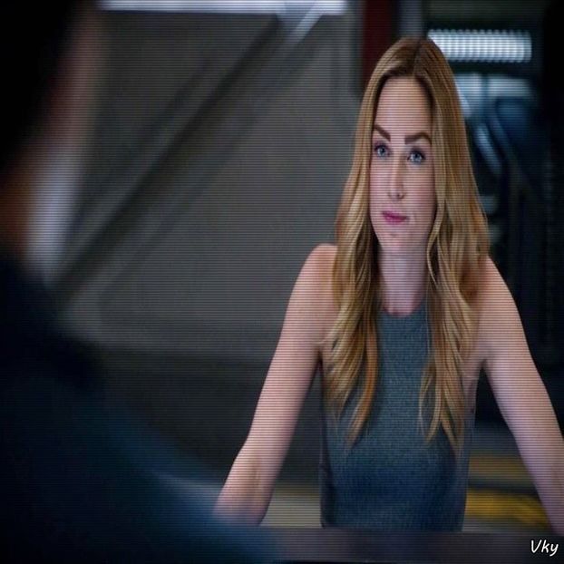 ▬ ❝Asta mi-as fi dorit sa vad, poate o sa am ocazia data viitoare cum zici tu.❞=)))))) - SO1xE07 I said I catch u if u fall