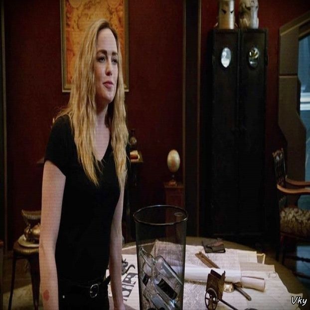 ▬ ❝Noroc.❞ Imediat ce da noroc cu el, da paharul pe gat ca pe shot. =)))))) - SO1xE07 I said I catch u if u fall