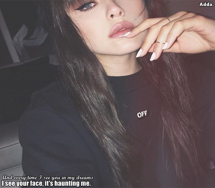 》Măcar ești sincer...*o bufnește râsul și-și trage mâna* Dacă te uiți la ea, îmi dai mobilul + - SO1xE07 I said I catch u if u fall