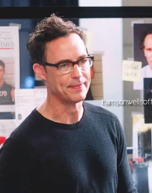 ⤑ᵖᶤᶰᵏĿЄ♏ØИÂÐЄ ┊# o ridica cu picioarele infasurate in juru lui si misca din(clicl - SO1xE08 Taste them all tonight