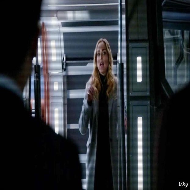 ▬ ❝Eu ti-am zis ca imi placi nervos. Ce vrei sa fac.❞=))))))) - SO1xE08 Taste them all tonight