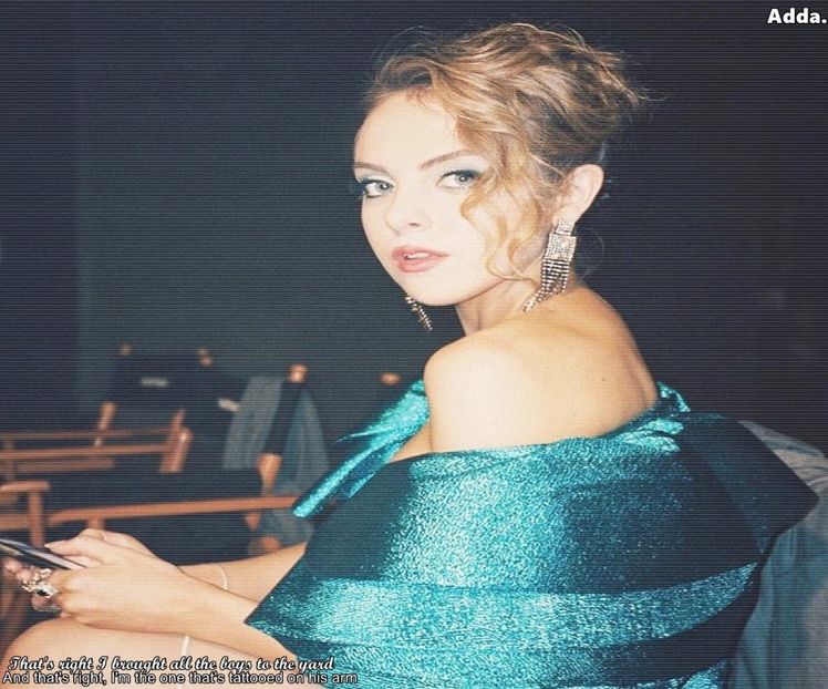 》*înghite în sec că fix atunci se uita prin aplicația ei și vede în ce perioadă a lunii se afla + - SO1xE08 Taste them all tonight