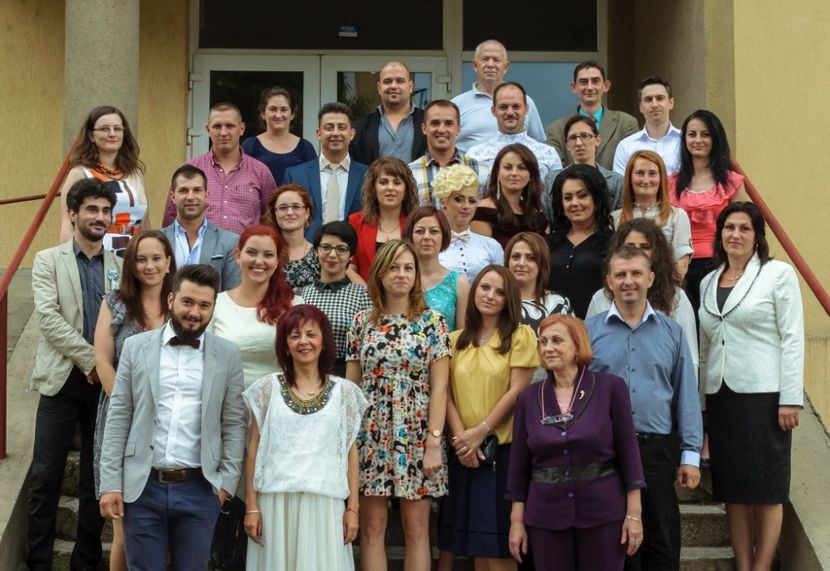 Zlatna Promotia 2001-2005 - Dunarea Galati Istorie Part 2