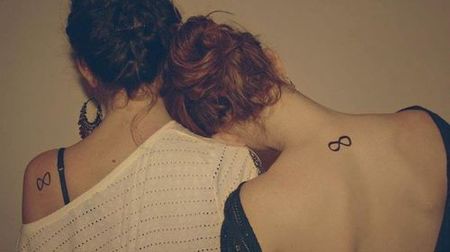 407502_2487239102091_1286089865_32073071_217161480_n_large - b-About me-b