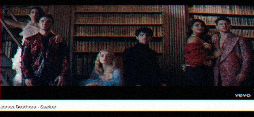 ‹Cynosure ̸̠G̸̸̠̠O̸̠T̸̠this song✩. - Dont make me close 1more door