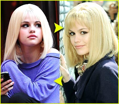 selena-rachel-blonde-faceoff