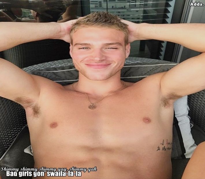 》Nu am cu ce s-o fac, înafară de legumele astea nu mai e nimic în frigider, cum spuneam, - SO2xE01 Whats with ur behaviour