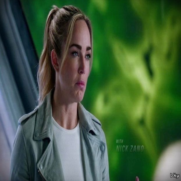 ▬ ❝Atunci e bine, pentru ca deja mi se face foame cand ma uit la salata aia.❞=))))))))) - SO2xE01 Whats with ur behaviour