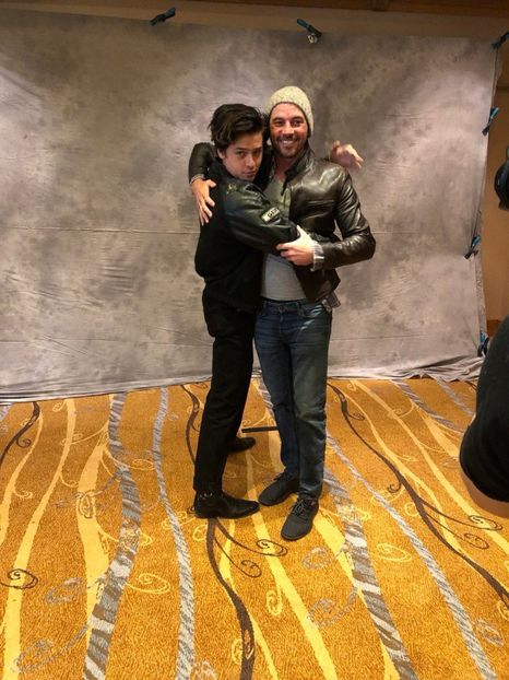 ▬ ❝Asta nu e nimic pentru ca nu sunt atat de beat, dar in general da.❞=)))))) - SO2xE01 Whats with ur behaviour