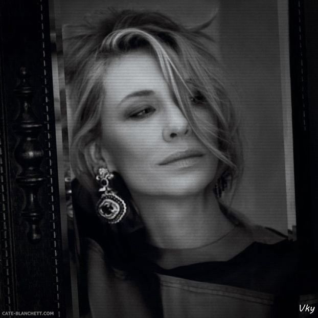 ▬ O saruta in continuare si isi lasa mainile pe talia ei.=))))))) - SO2xE01 Whats with ur behaviour