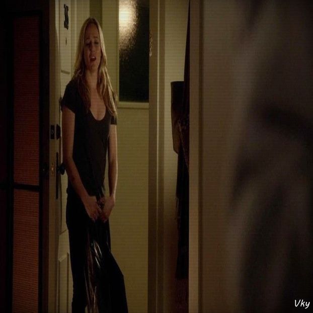 ▬ ❝Asta e avantajul tau, ca altfel aratai batran prea de tanar.❞=)))))))) - SO2xE01 Whats with ur behaviour