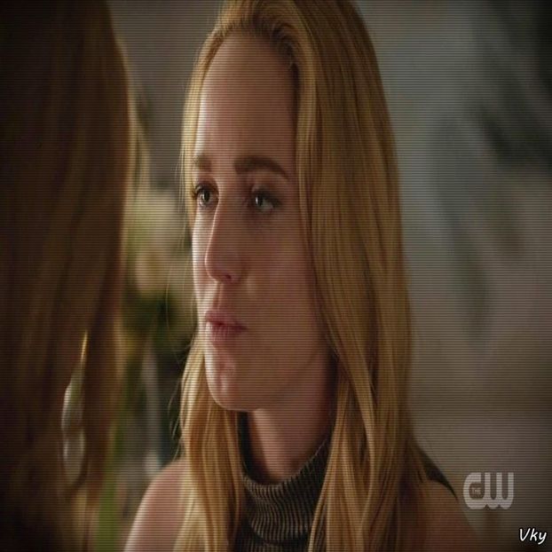 ▬ ❝Ce zici mai bine sa nu facem niciuna din ele.❞=))))))) - SO2xE01 Whats with ur behaviour