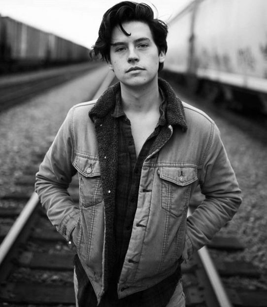 ⤑ᵖᶤᶰᵏĿЄ♏ØИÂÐЄ ┊nu mi se pare ca esti prea impotriva# isi( - SO2xE02 Make my world light up