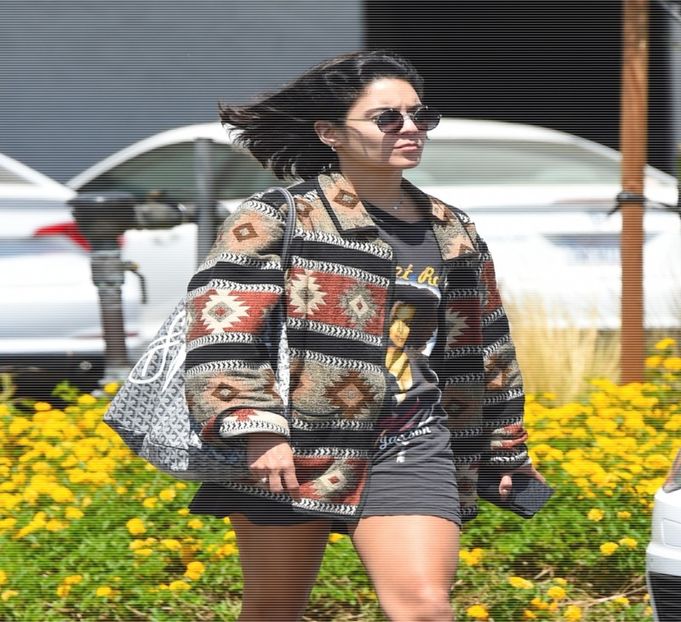 ×✎･e҉f҉f҉u҉l҉g҉e҉n҉t҉ ♦ ҉d҉r҉e҉a҉m҉s҉ ✖™ să îi ofere aceasta informație de-a dreptul esențială. - All of these games all of our ways