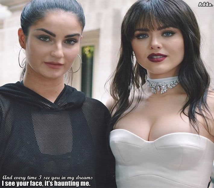 》Ete o să se înghesuie....*se abține să nu râdă* Ziceam și o pro-stie acuma. Trebuie să - SO2xE03 Have you got no shame