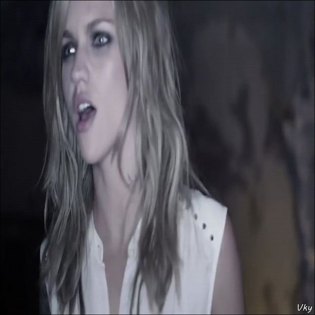 ▬ ❝Gata mami, daca tu zici sa fiu cuminte si sa nu fac scandal, nu fac.❞ Se uita scurt - SO2xE03 Have you got no shame