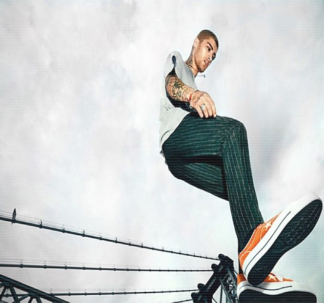 — atribuirea unui pahar de dimensiuni mici, folosit adesea pentru consumarea cocktail-ului Old - All of these games all of our ways