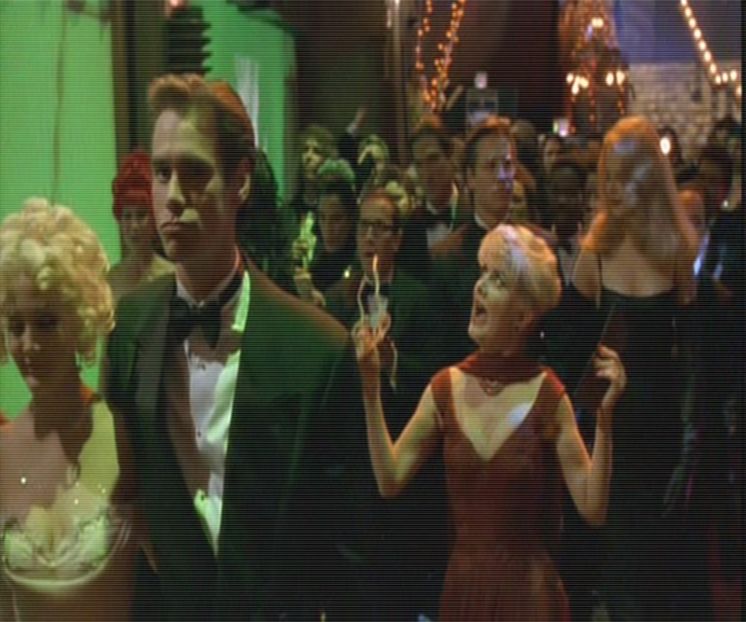 ━  mateloţii săi. Criticul critică (adică şeful de sală), acesta începe să ţipe, să porunce, să înde - All of these games all of our ways