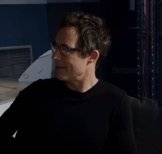 ⤑ᵖᶤᶰᵏĿЄ♏ØИÂÐЄ ┊# conduce pana la spital dupa salvare uitandu-se( - SO2xE04 Im in my best condition