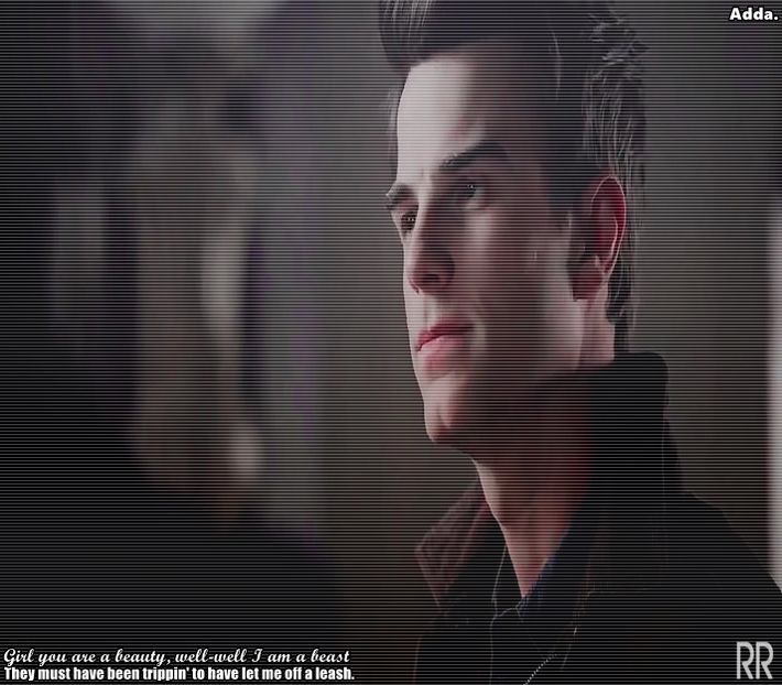 》*iese din bucătărie în față, cu tăvi curate, le lasă acolo și-l sărută pe obraz pe Gregg* - SO2xE05 Some ll say its a reverse