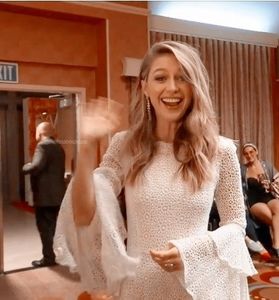 ⤑ᵖᶤᶰᵏĿЄ♏ØИÂÐЄ ┊# fuge repede la ei abtinandu-se sa nu rada( - SO2xE05 Some ll say its a reverse