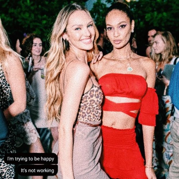 ☇. *se cracănă cât să îi faca lui loc, îi desface cămașa și o aruncă pe jos, se simțea amețită + - SO2xE05 Some ll say its a reverse