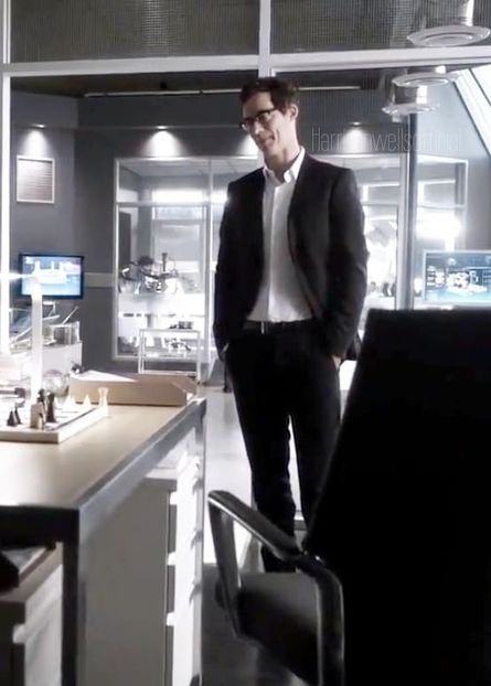 ⤑ᵖᶤᶰᵏĿЄ♏ØИÂÐЄ ┊# ii zambeste la fel de cald cu o privire de: si tu ai facut la fel pt mine=)));-cate - SO2xE06 Welcome to the jungle