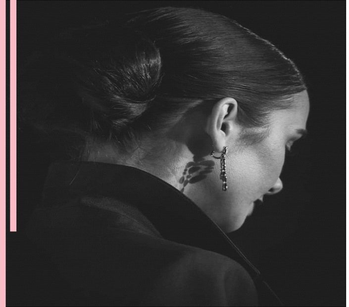 ∶̸̣.　ʁoୡē▪৸ίƥ﹅‧‧ 　ഘ.; Sunetul tălpilor  ude răsuna  în întreg holul, la atingerea cu tăblile de - All of these games all of our ways