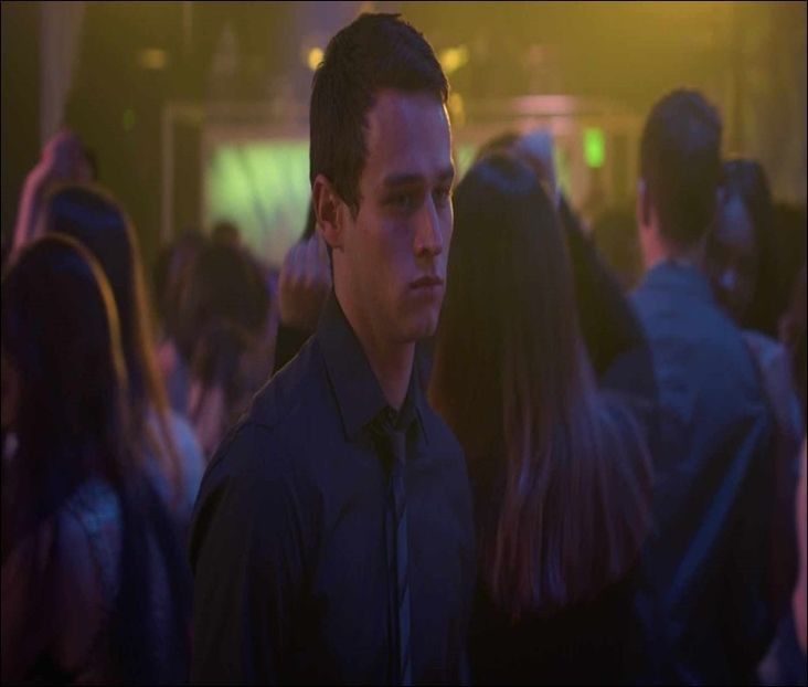 ⤑ᵖᶤᶰᵏĿЄ♏ØИÂÐЄ ┊ dianna?# face ochii mari; imi plac gusturile tale..am auzit ca( - SO2xE06 Welcome to the jungle