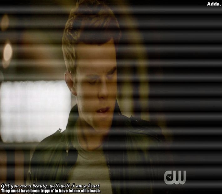 》Da, e amuzant că sunt invalid, nu?! *oftează și trece cu căruțul pe lângă el, se uită în - SO2xE06 Welcome to the jungle