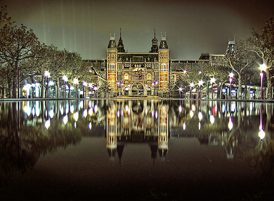 Fantastic_Examples_of_Reflection_Photos_12